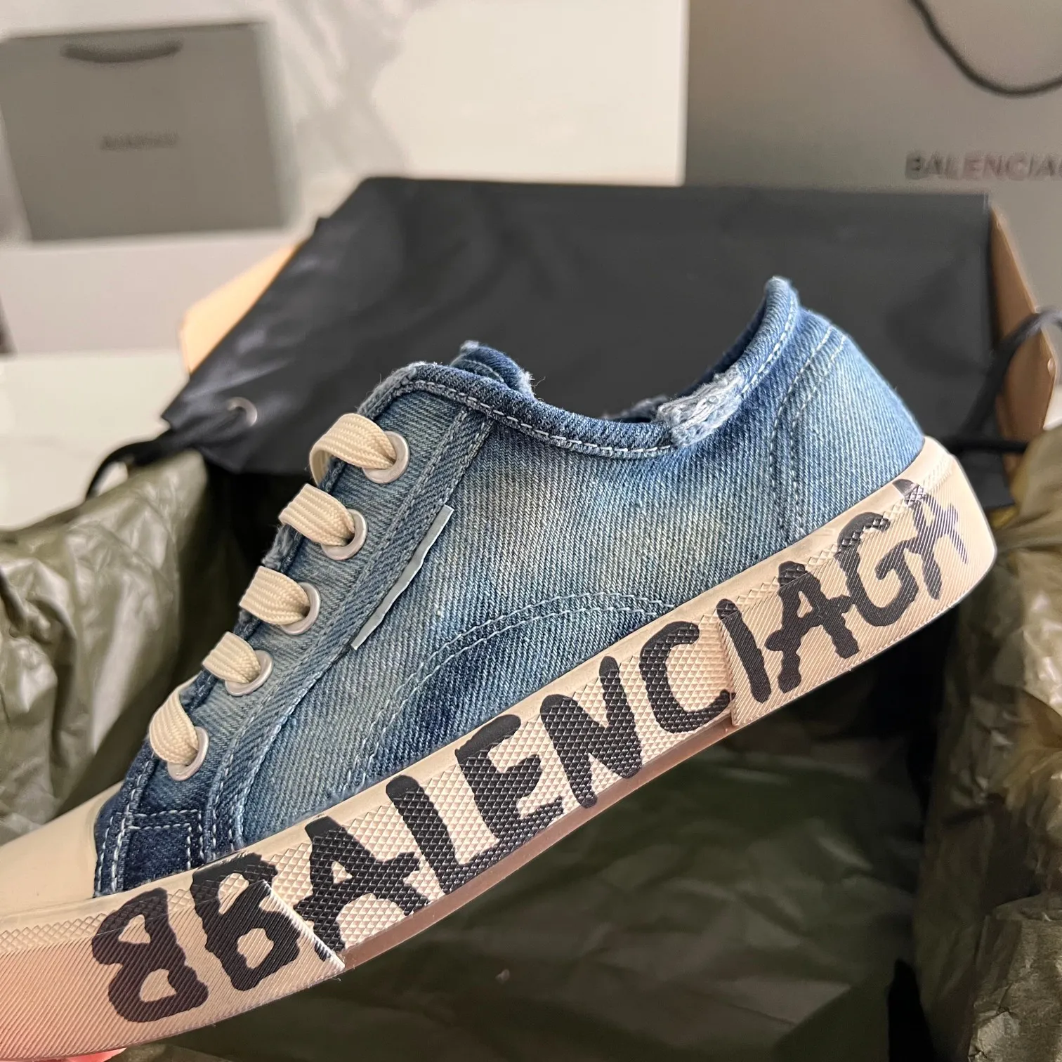 👟👟Ex-factory price 460👟👟 Elastic denim depiction BALENCIAGA Summer must-have new color real-life hand-painted washed and aged production process with original packaging Code number: 35-44 (45 customized)